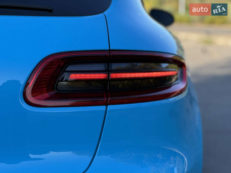 Внедорожник / Кроссовер Porsche Macan 2016 в Днепре
