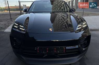 Внедорожник / Кроссовер Porsche Macan 2024 в 