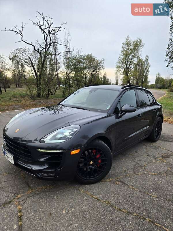 Позашляховик / Кросовер Porsche Macan 2016 в Кам'янському