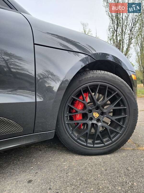 Позашляховик / Кросовер Porsche Macan 2016 в Кам'янському