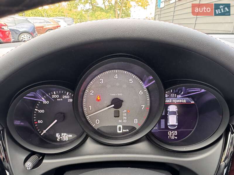 Внедорожник / Кроссовер Porsche Macan 2024 в Одессе
