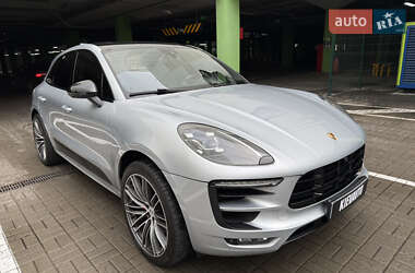 Внедорожник / Кроссовер Porsche Macan 2016 в Киеве