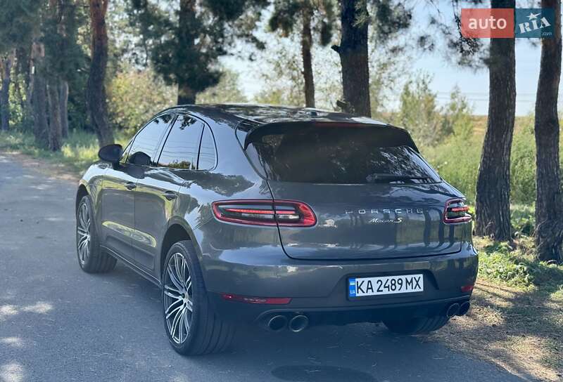 Позашляховик / Кросовер Porsche Macan 2014 в Києві