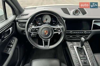 Внедорожник / Кроссовер Porsche Macan 2019 в 