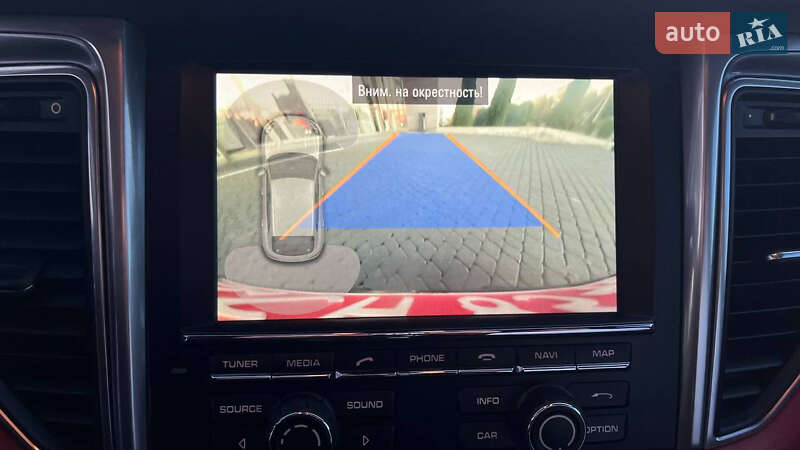 Внедорожник / Кроссовер Porsche Macan 2014 в Хмельницком