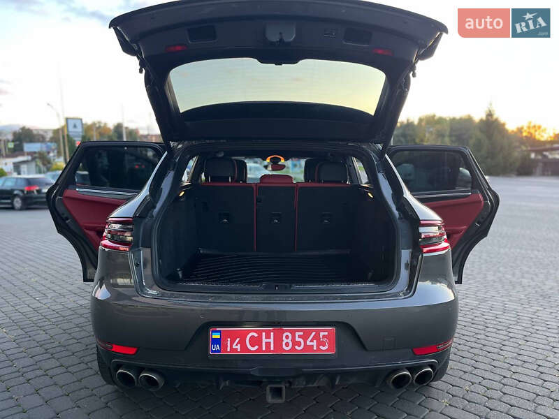 Внедорожник / Кроссовер Porsche Macan 2014 в Хмельницком