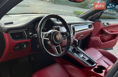 Внедорожник / Кроссовер Porsche Macan 2014 в 