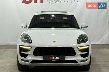 Внедорожник / Кроссовер Porsche Macan 2017 в 