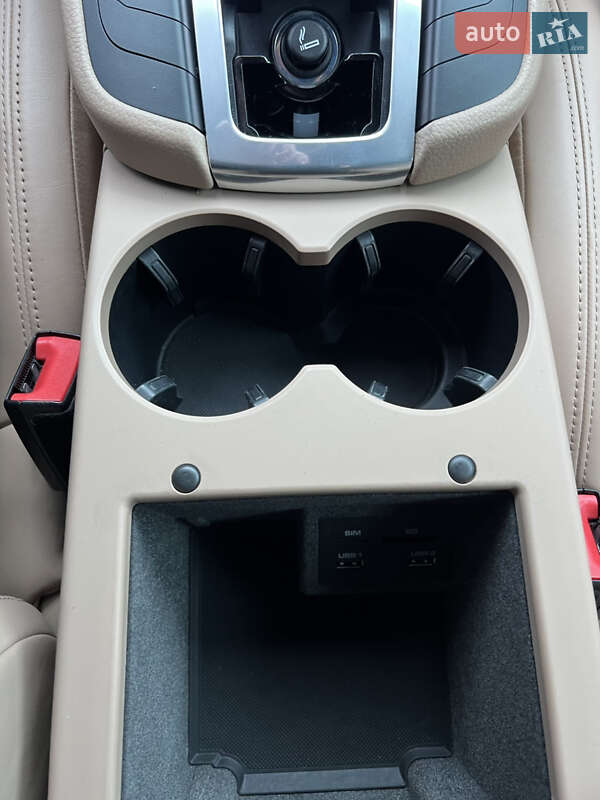 Внедорожник / Кроссовер Porsche Macan 2019 в Киеве