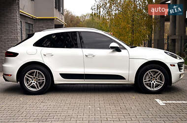 Внедорожник / Кроссовер Porsche Macan 2014 в 