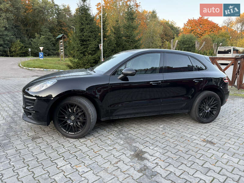 Внедорожник / Кроссовер Porsche Macan 2017 в Львове