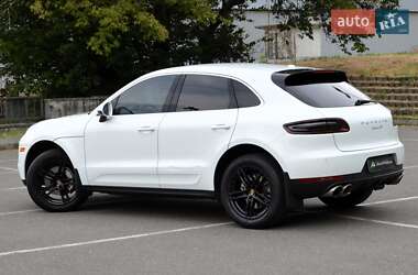Позашляховик / Кросовер Porsche Macan 2015 в 