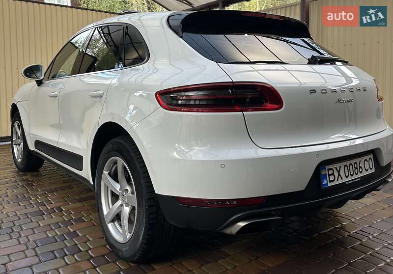 Позашляховик / Кросовер Porsche Macan 2017 в Києві