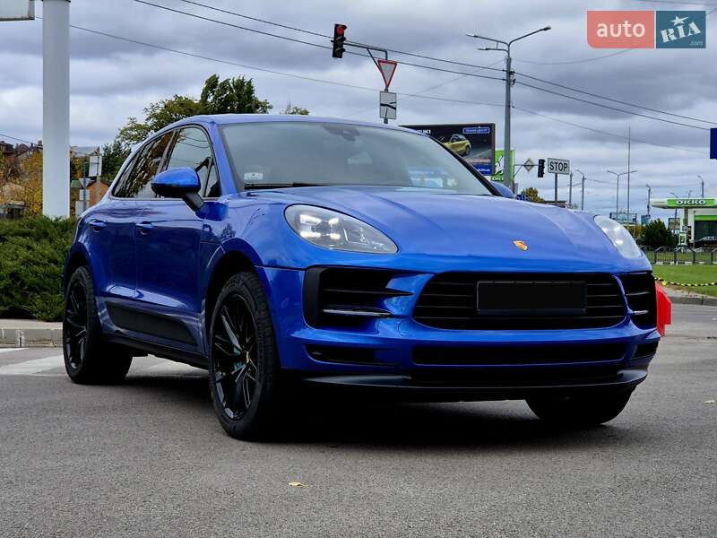Porsche Macan 2021