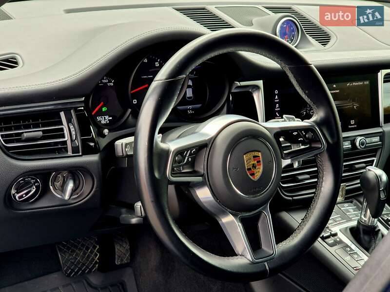 Внедорожник / Кроссовер Porsche Macan 2021 в Харькове