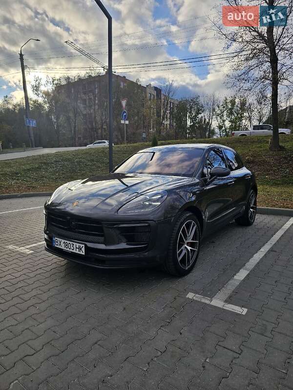 Porsche Macan 2023