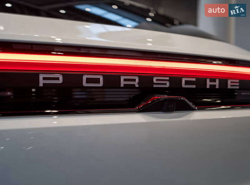 Внедорожник / Кроссовер Porsche Macan 2025 в Киеве