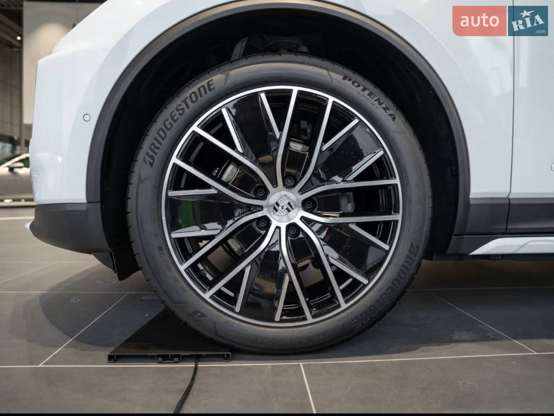 2024 Porsche Macan - мініатюра 12