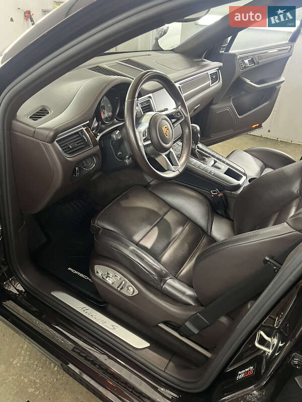 Позашляховик / Кросовер Porsche Macan 2016 в Києві фото 8 Позашляховик / Кросовер Porsche Macan 2016 в Києві