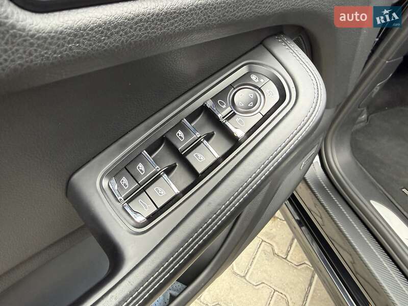 Внедорожник / Кроссовер Porsche Macan 2015 в Днепре