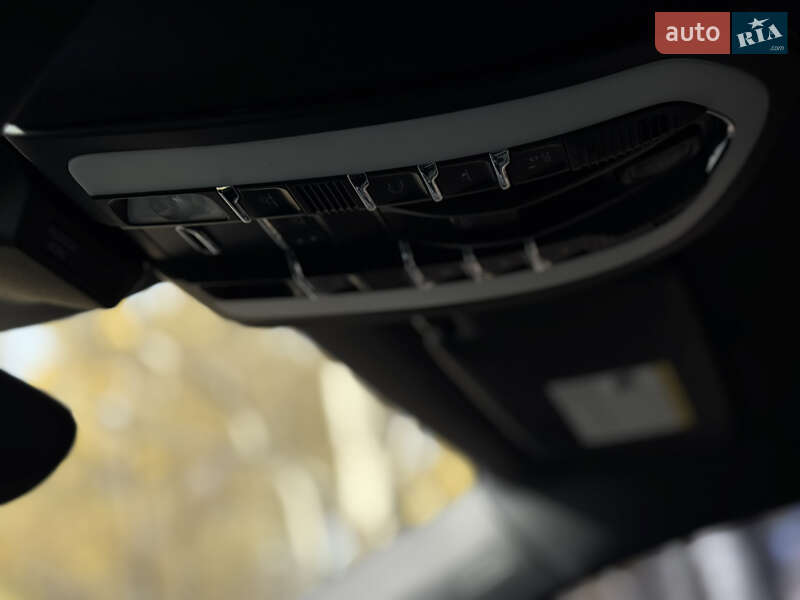 Позашляховик / Кросовер Porsche Macan 2016 в Києві