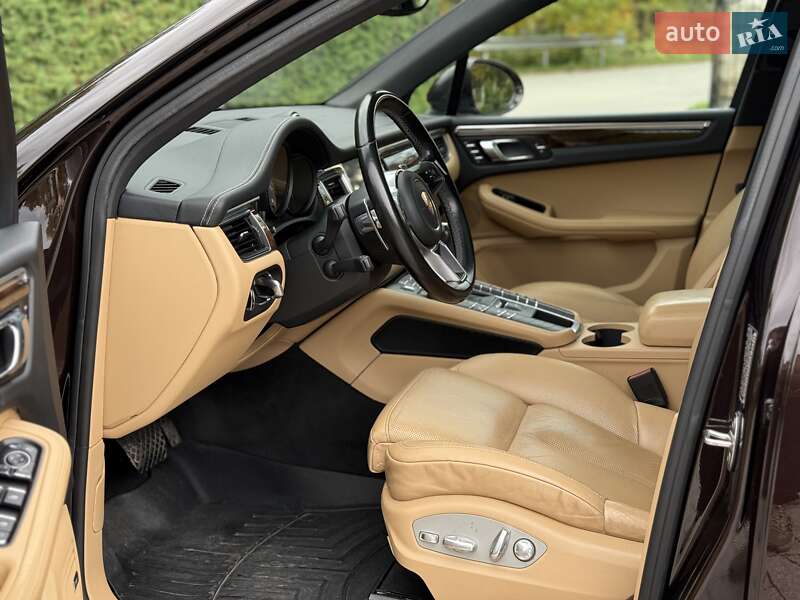 Внедорожник / Кроссовер Porsche Macan 2018 в Жовкве