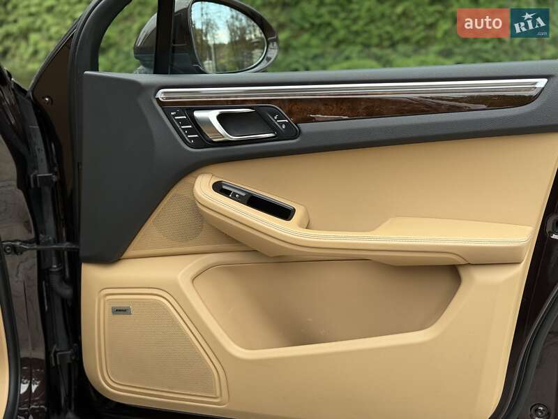 Внедорожник / Кроссовер Porsche Macan 2018 в Жовкве