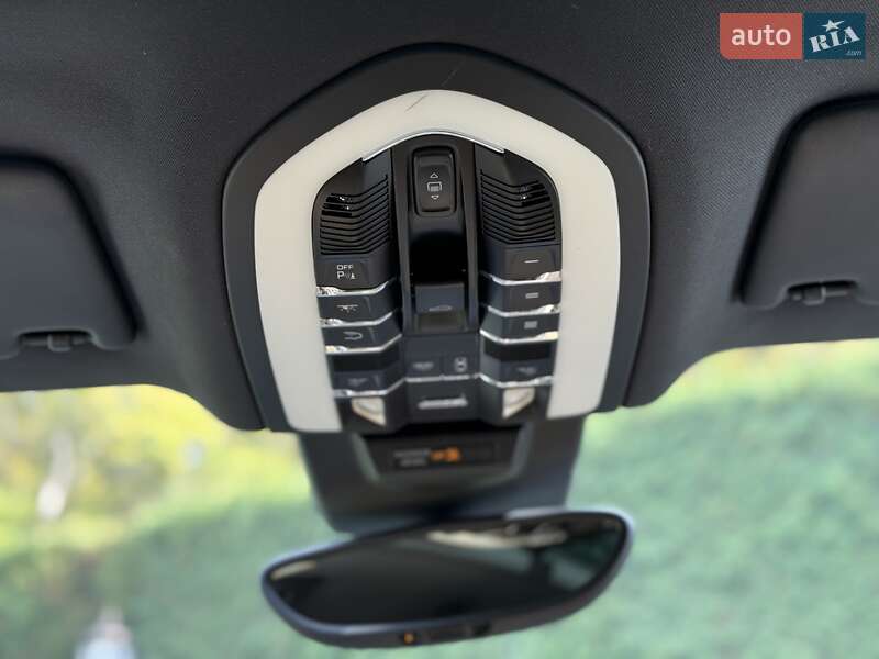 Внедорожник / Кроссовер Porsche Macan 2018 в Жовкве