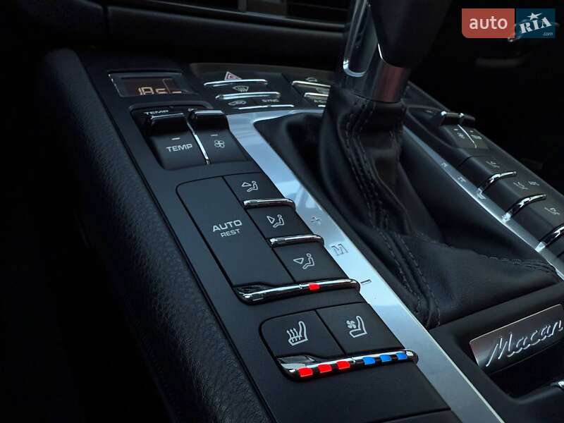 Внедорожник / Кроссовер Porsche Macan 2020 в Киеве фото 22 Внедорожник / Кроссовер Porsche Macan 2020 в Киеве