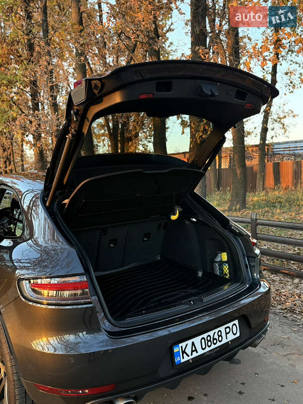 Позашляховик / Кросовер Porsche Macan 2019 в Софіївській Борщагівці