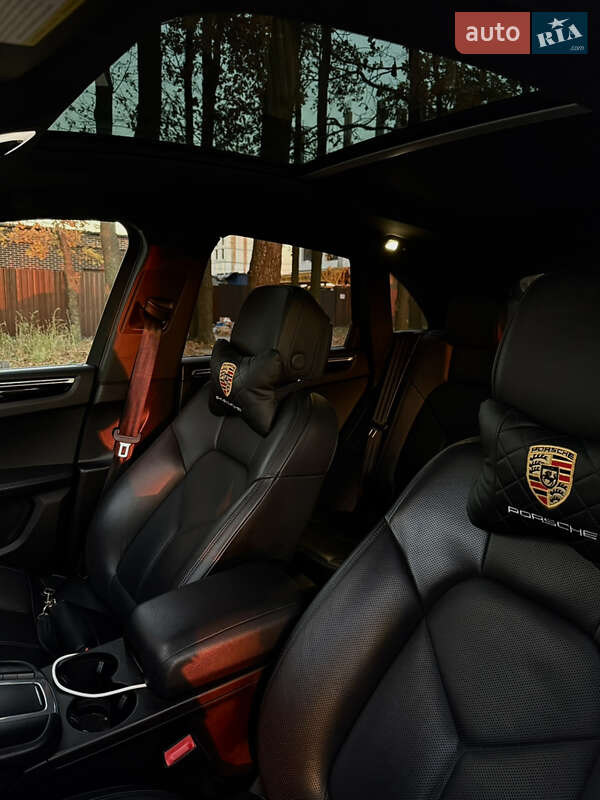 Позашляховик / Кросовер Porsche Macan 2019 в Софіївській Борщагівці
