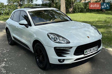 Позашляховик / Кросовер Porsche Macan 2016 в Черкасах
