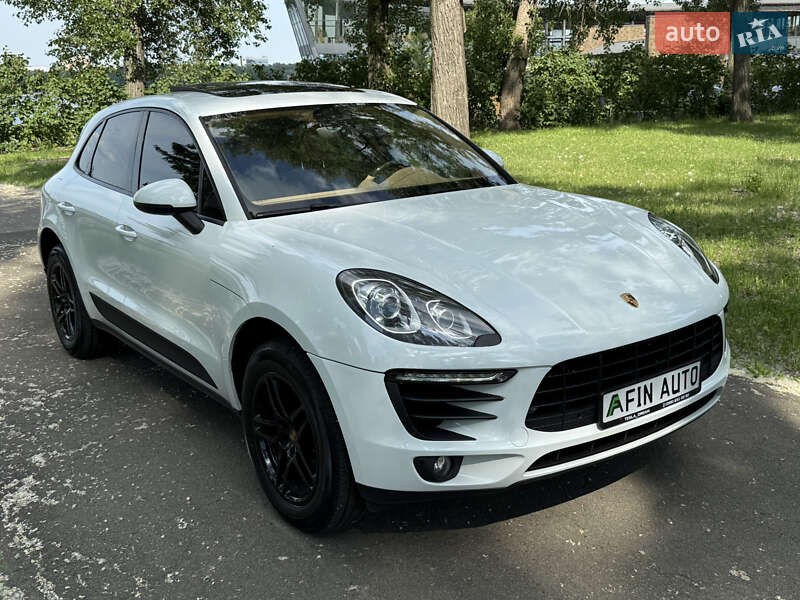 Внедорожник / Кроссовер Porsche Macan 2016 в Черкассах