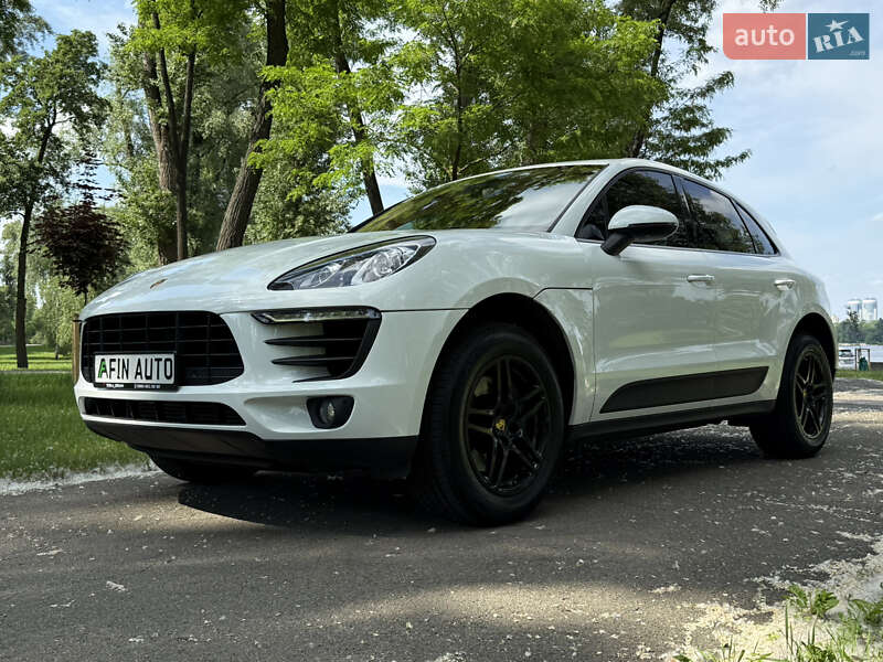 Внедорожник / Кроссовер Porsche Macan 2016 в Черкассах
