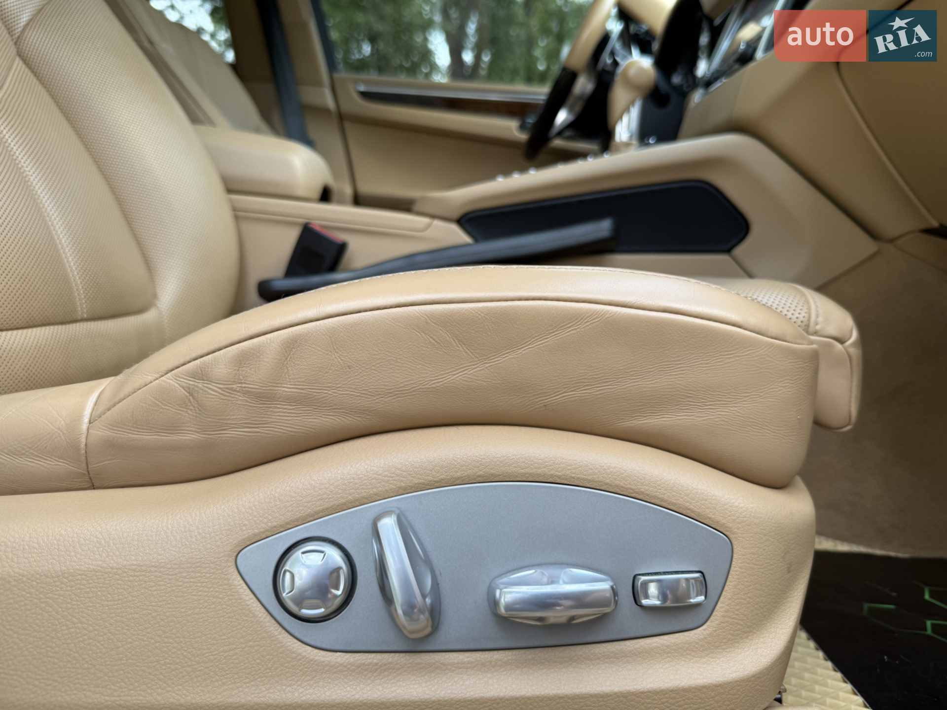 2016 Porsche Macan - мініатюра 16
