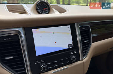 Позашляховик / Кросовер Porsche Macan 2016 в Черкасах