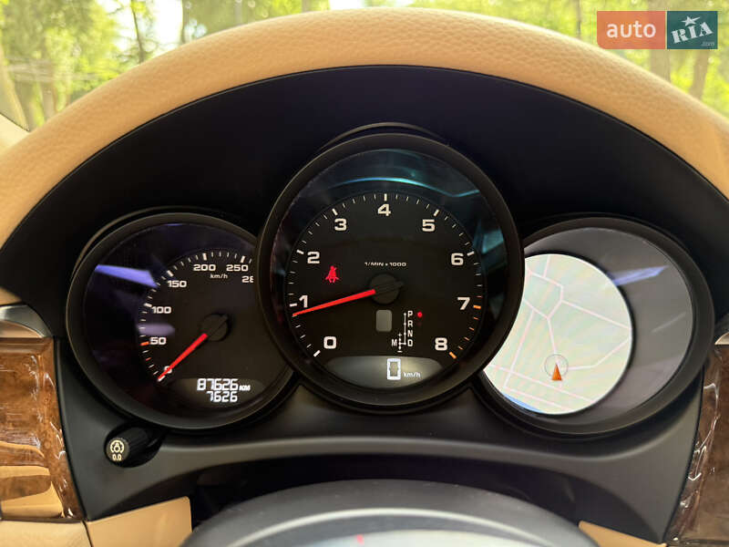 Внедорожник / Кроссовер Porsche Macan 2016 в Черкассах