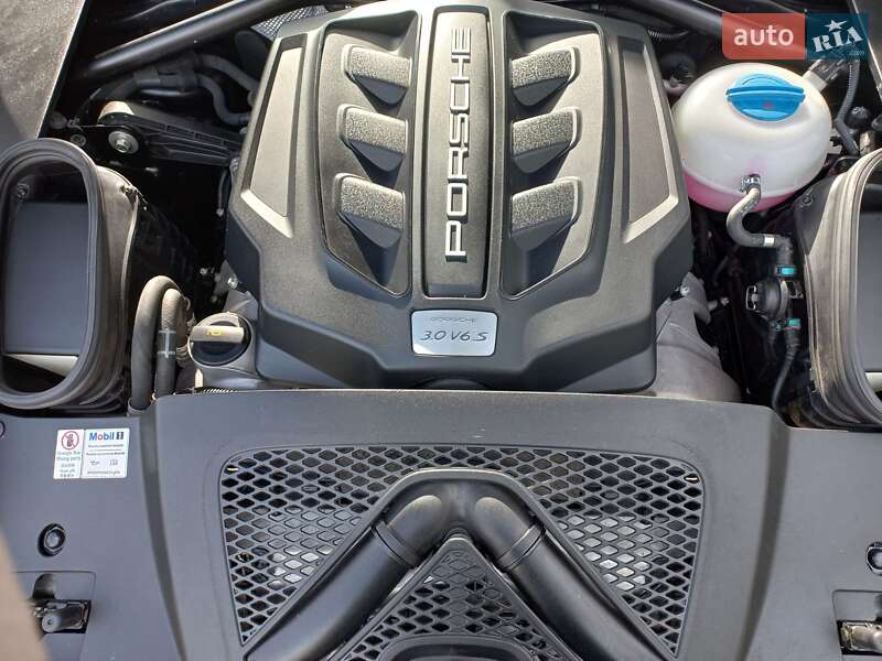 Внедорожник / Кроссовер Porsche Macan 2014 в Запорожье