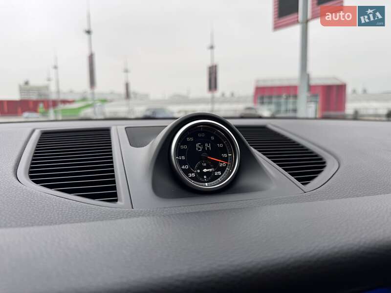 Внедорожник / Кроссовер Porsche Macan 2018 в Киеве