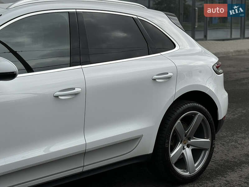 Позашляховик / Кросовер Porsche Macan 2019 в Харкові