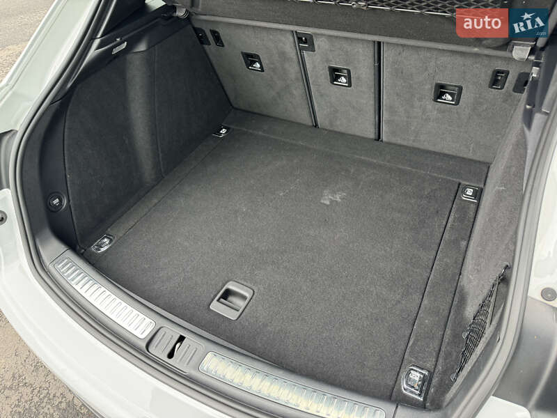 Позашляховик / Кросовер Porsche Macan 2019 в Харкові