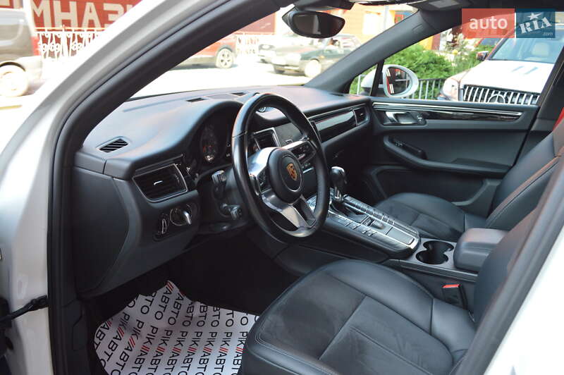 Внедорожник / Кроссовер Porsche Macan 2018 в Львове