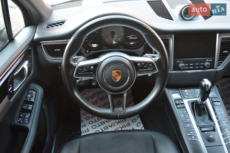 Внедорожник / Кроссовер Porsche Macan 2018 в Львове