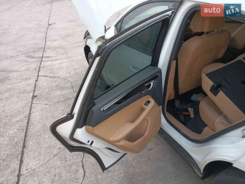 Внедорожник / Кроссовер Porsche Macan 2018 в Запорожье