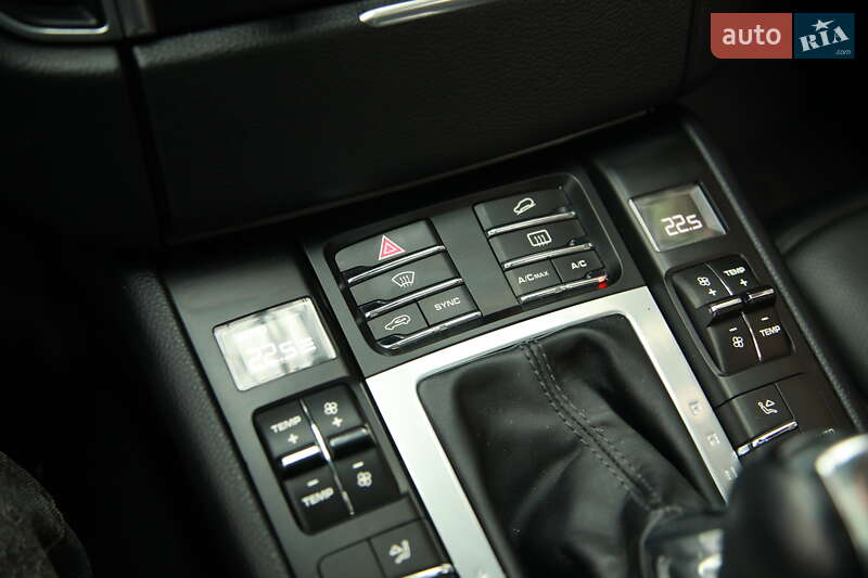 Позашляховик / Кросовер Porsche Macan 2018 в Харкові