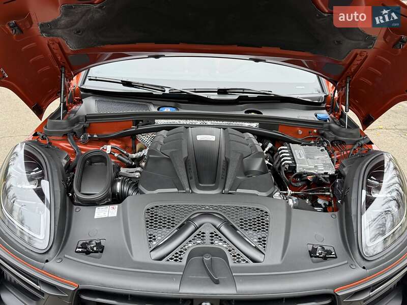 Позашляховик / Кросовер Porsche Macan 2022 в Києві