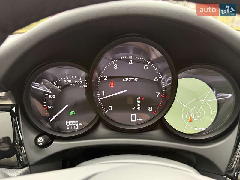 Позашляховик / Кросовер Porsche Macan 2022 в Києві