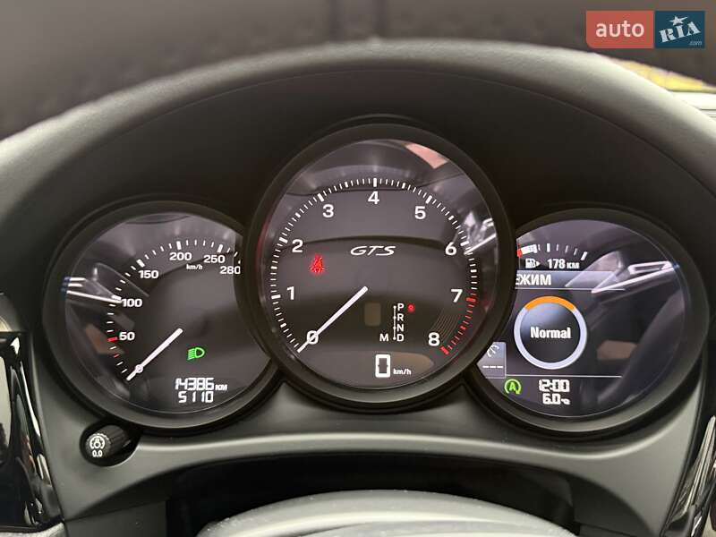 Позашляховик / Кросовер Porsche Macan 2022 в Києві