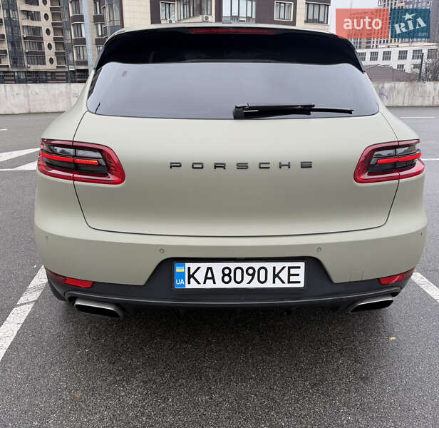Позашляховик / Кросовер Porsche Macan 2017 в Києві