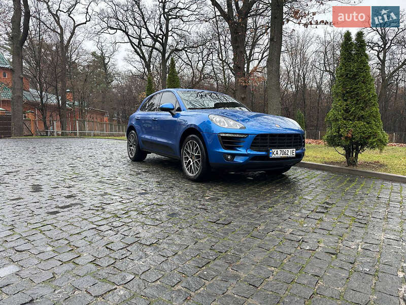 Porsche Macan 2015